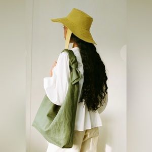 Forever Tote A Bronze Age